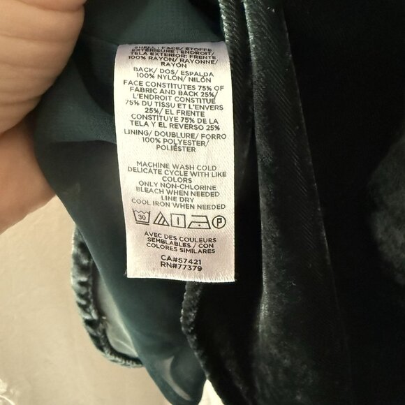 LOFT Velvet Cami Tank Top Green Size Medium Whimsigoth V-Neck Holiday Party Xmas - Picture 5 of 7